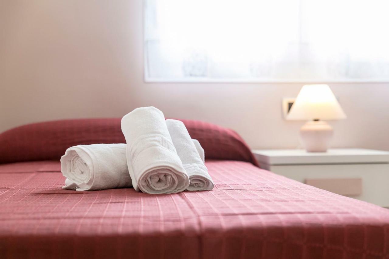 Apartamento Malaga Huelin Apartment Ngoại thất bức ảnh