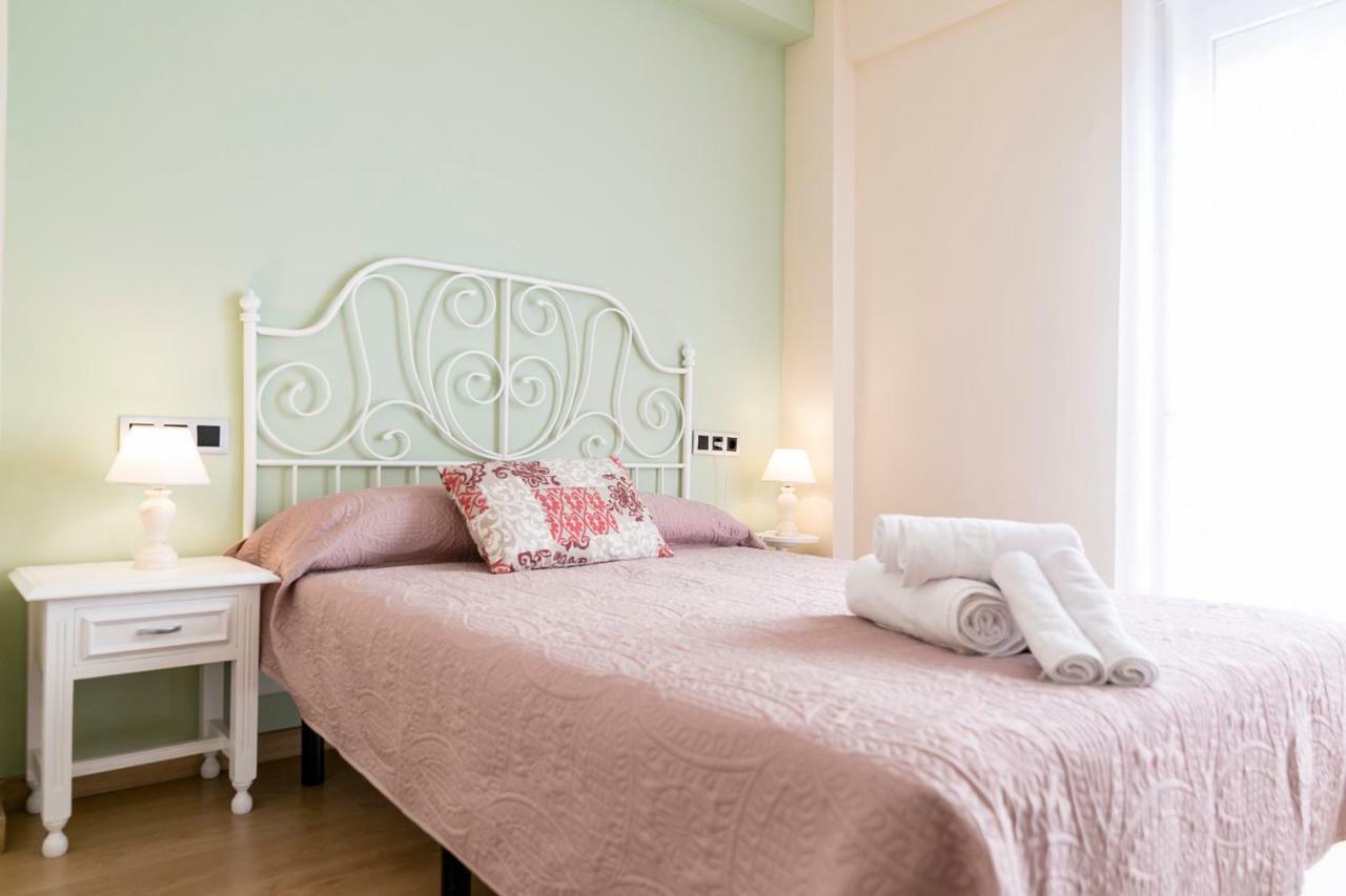 Apartamento Malaga Huelin Apartment Ngoại thất bức ảnh