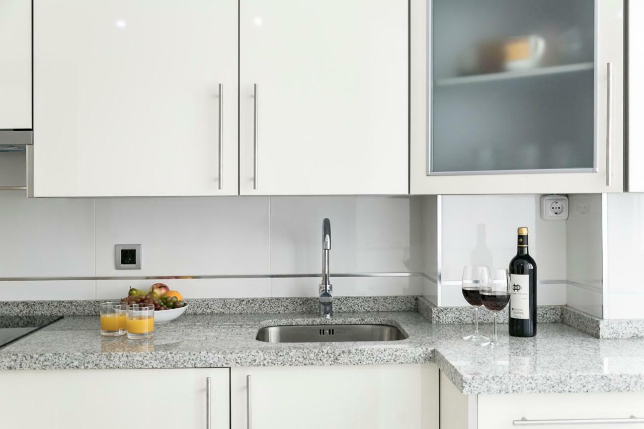 Apartamento Malaga Huelin Apartment Ngoại thất bức ảnh