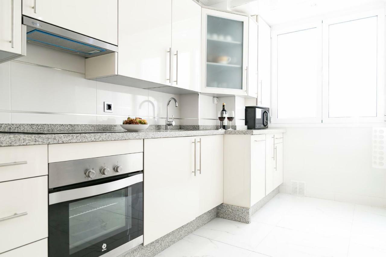 Apartamento Malaga Huelin Apartment Ngoại thất bức ảnh